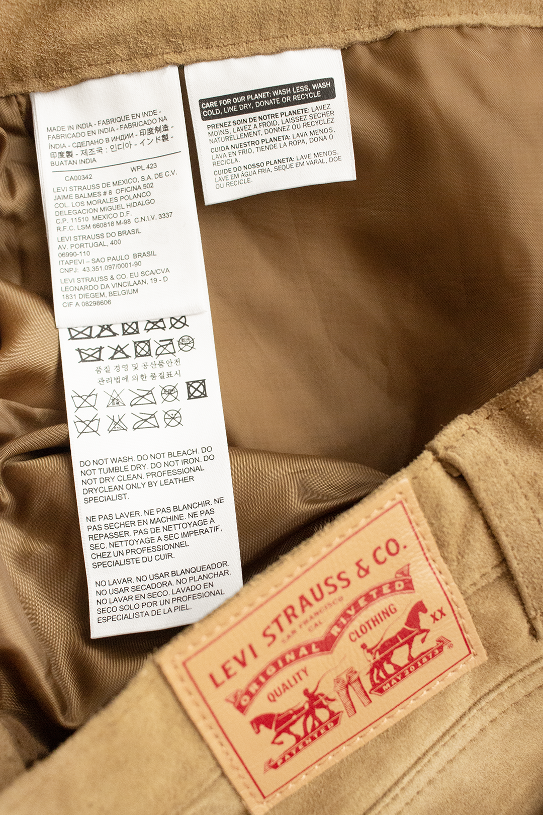 Calções Levi's (38)